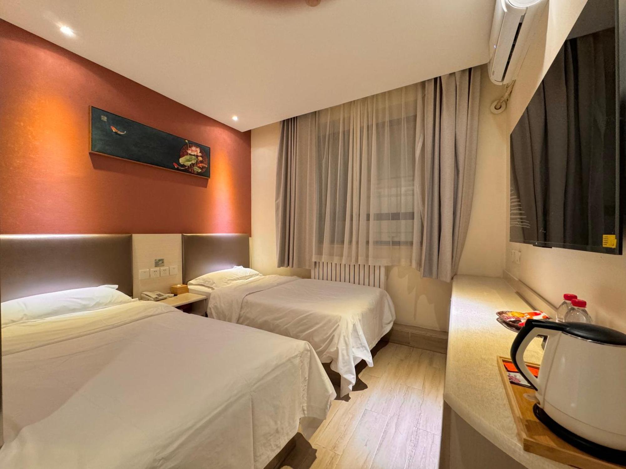 Beijing Dongdan Hotel Near Wangfujing Street,Tian'Anmen Square,The Forbidden City,Free Self-Service Laundry Room Exterior photo