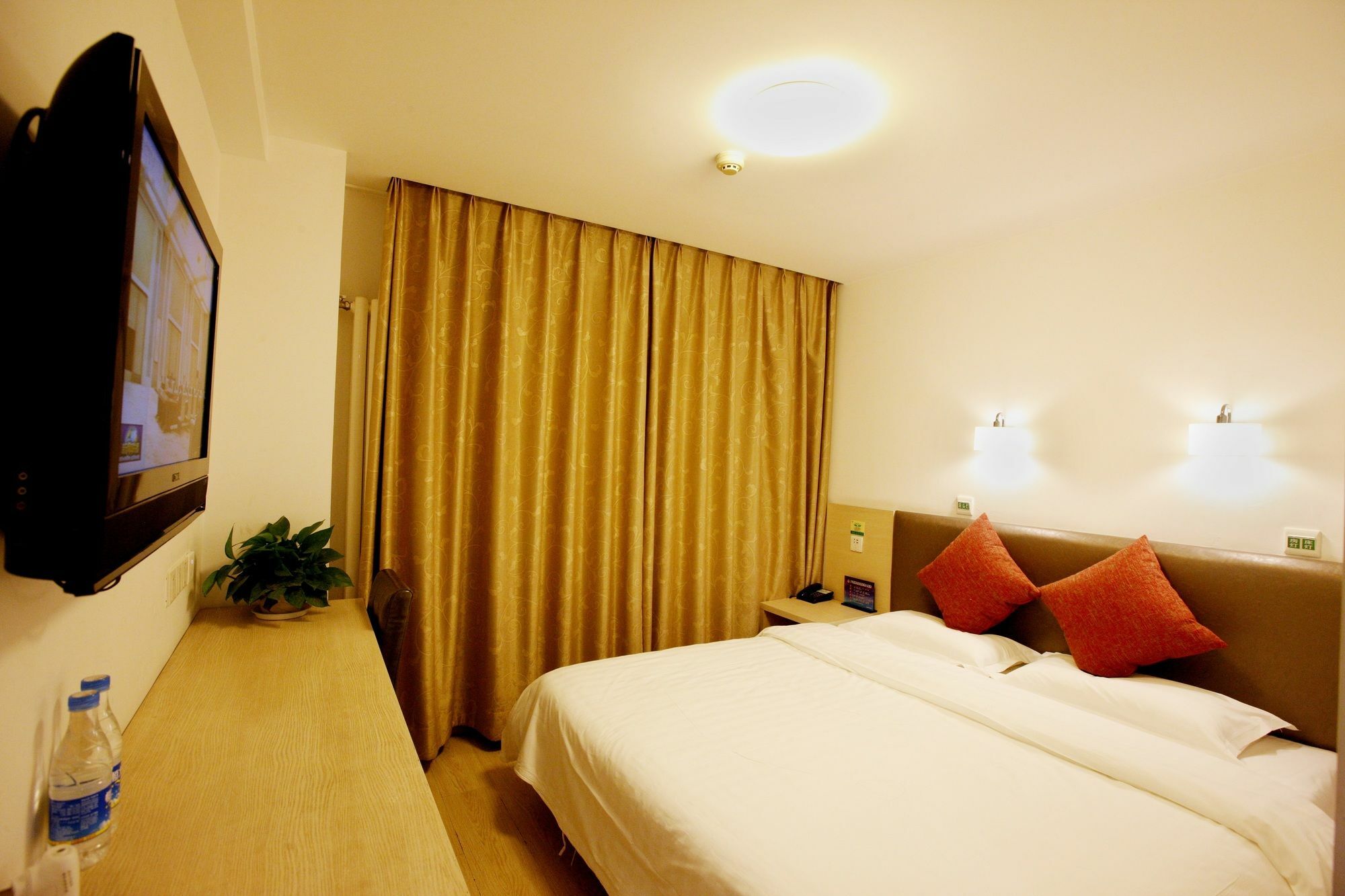 Beijing Dongdan Hotel Near Wangfujing Street,Tian'Anmen Square,The Forbidden City,Free Self-Service Laundry Room Exterior photo